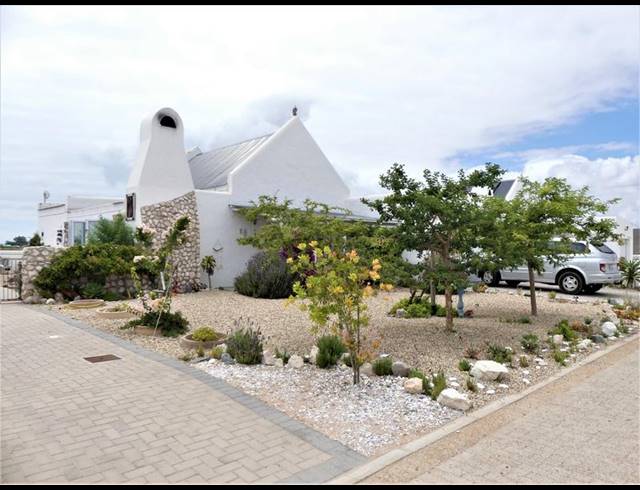 3 BEDROOM HOUSE FOR SALE IN LAMPIESBAAI